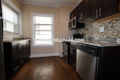 Roxbury 2 Beds 1 Bath Boston - $2,875 No Fee