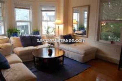 Brookline Apartment for rent 3 Bedrooms 1 Bath  Chestnut Hill - $4,600