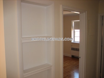 Brookline Apartment for rent 1 Bedroom 1 Bath  Coolidge Corner - $2,925