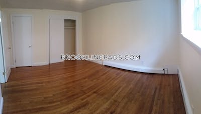 Brookline 1 Bed 1 Bath BROOKLINE- WASHINGTON SQUARE $2,665 Washington Square - $2,710 No Fee