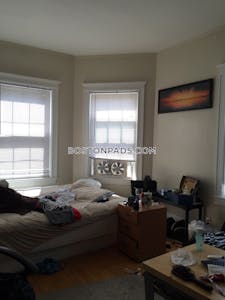Cambridge 3 Beds 1 Bath  Central Square/cambridgeport - $3,950