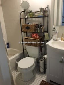 Cambridge Apartment for rent 1 Bedroom 1 Bath  East Cambridge - $3,200