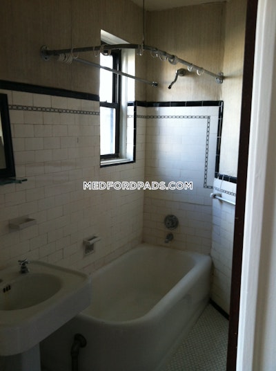 Medford 1 Bed 1 Bath MEDFORD  Medford Square - $1,850 No Fee