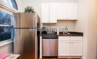 Brookline 1 Bed 1 Bath BROOKLINE  Brookline Hills - $3,500