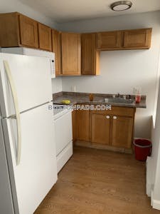 Lynn 2 Beds 1 Bath - $2,190