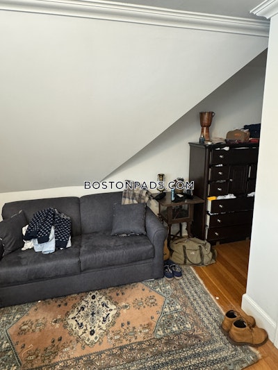 Brookline 3 Bed 2 Bath BROOKLINE  Cleveland Circle - $5,000