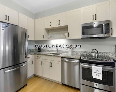 Jamaica Plain Studio No Bath Boston - $2,630 No Fee