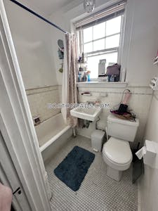 Brookline 1 Bed 1 Bath BROOKLINE- COOLIDGE CORNER $2,600 Coolidge Corner - $2,600