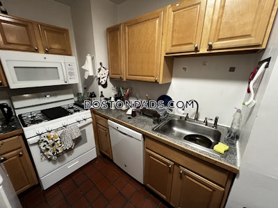 Fenway/kenmore 3 Beds 1 Bath Boston - $6,010 No Fee