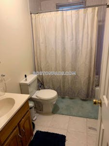 Brookline 4 Beds 2 Baths  Boston University - $4,800 No Fee