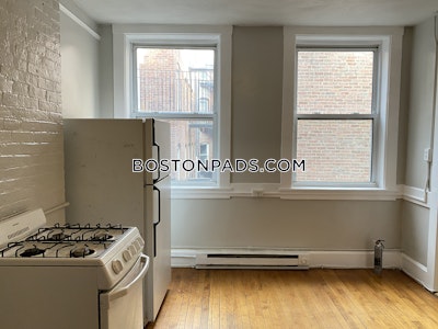North End 2 Beds 1 Bath Boston - $2,475 No Fee