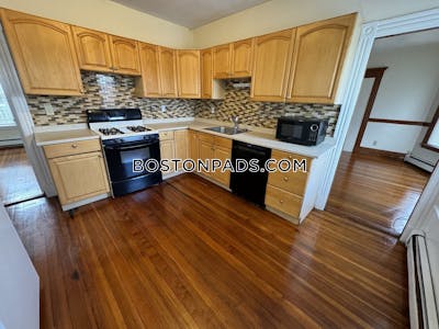 Everett 3 Beds 1 Bath - $3,000