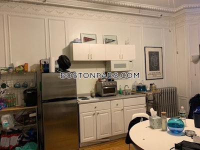 Fenway/kenmore Studio 1 Bath Boston - $2,600 No Fee