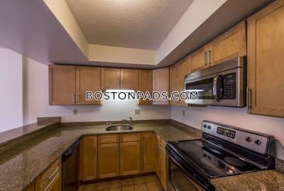 Cambridge 1 Bed 1 Bath  Central Square/cambridgeport - $3,600