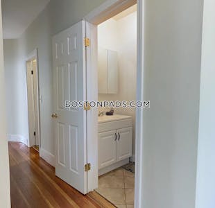 Somerville 4 Bed 1.5 Bath SOMERVILLE  Winter Hill - $4,485