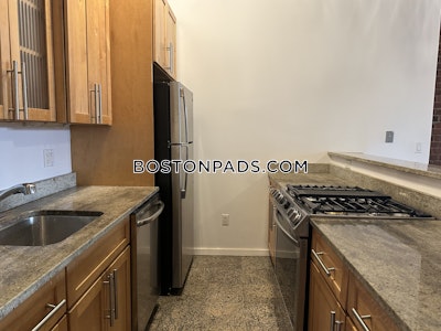 North End 2 Beds 2 Baths Boston - $4,300 No Fee