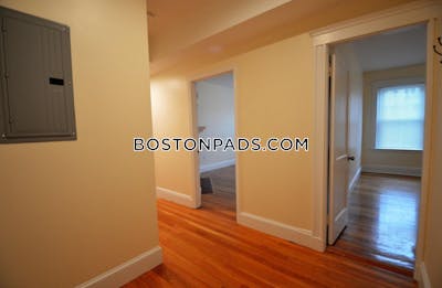 Brookline 4 Bed 2 Bath BROOKLINE- WASHINGTON SQUARE $5,200  Washington Square - $5,200