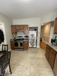 Cambridge Superb 3BD/1BA Cambridge Apartment Central Square/cambridgeport - $4,550 No Fee