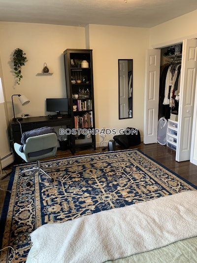 South Boston Nice 3 Bed 1 Bath on East Broadway in South Boston Boston - $4,350