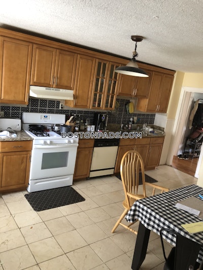 Brookline 2 Beds 1 Bath  Brookline Hills - $3,400