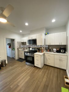 Cambridge 3 Bed 1.5 Bath CAMBRIDGE  Inman Square - $4,500