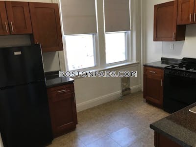 Brighton Deal Alert, No Security Deposit and Heat and Hot Water Included! Spacious 1 bed 1 Bath apartment in Comm Ave Boston - $2,350 50% Fee