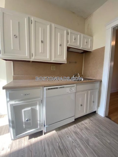 Brookline Spacious 3 Beds 1 Bath  Coolidge Corner - $4,100