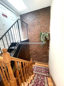 Brookline 3 Beds 2 Baths  Cleveland Circle - $4,500 No Fee