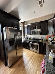 Roxbury Fantastic 4 Bed on Perrin St in Roxbury Available Sept. 1! Boston - $5,200