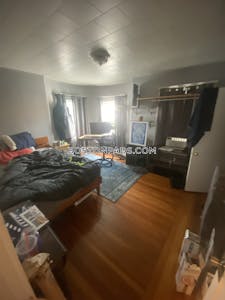 Cambridge Sweet 2-Bedroom Cambridge Apartment  Alewife - $2,700