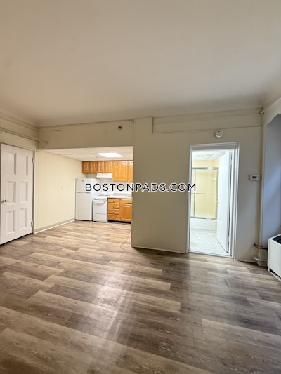 Chinatown Studio 1 Bath Boston - $2,400 No Fee