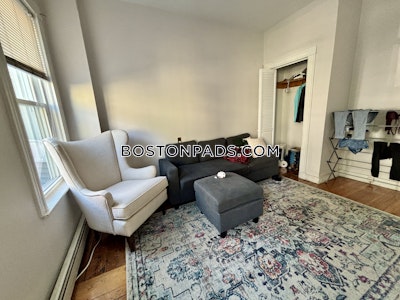 Somerville 2 Beds 1 Bath  Porter Square - $3,400 No Fee