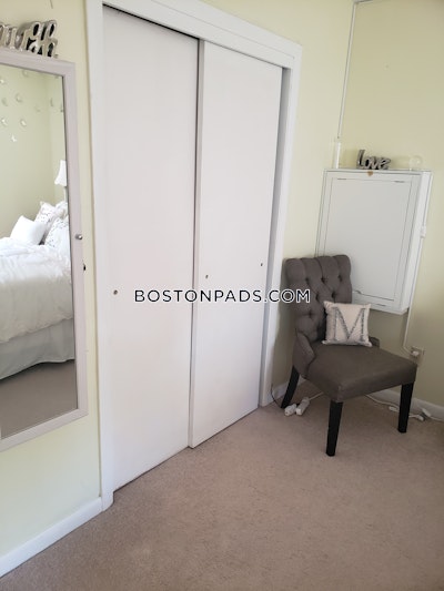 Newton 2 Beds 1 Bath  Chestnut Hill - $2,395 No Fee