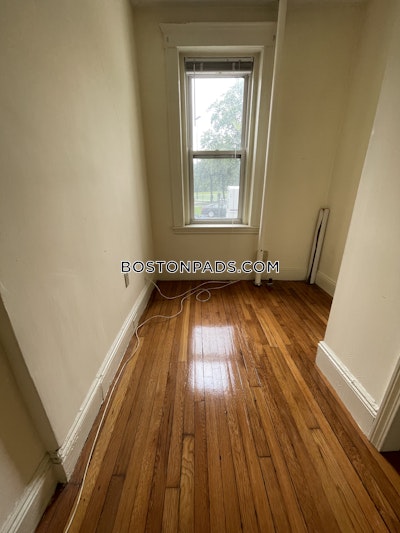 Fenway/kenmore 2 Beds 1 Bath Boston - $4,400 No Fee