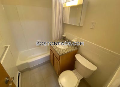 Brookline 2 Bed 1 Bath BROOKLINE- COOLIDGE CORNER $3,600  Coolidge Corner - $3,600