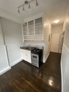 Cambridge 2 Bed 1 Bath CAMBRIDGE- EAST CAMBRIDGE $3,050  East Cambridge - $3,050