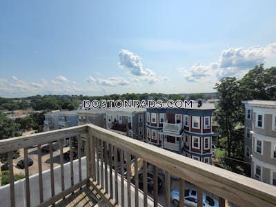 Dorchester 3 Bed 1 Bath BOSTON Boston - $3,250 50% Fee