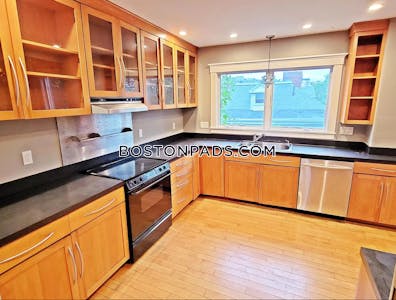 Brookline 3 Beds 1 Bath  Washington Square - $4,600 50% Fee