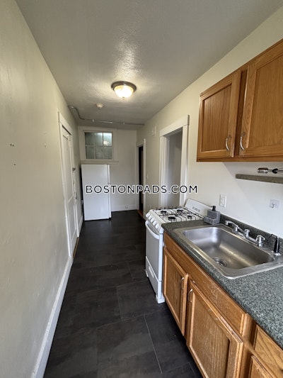Somerville 1 Bed 1 Bath  Spring Hill - $2,450 No Fee