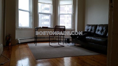 Mission Hill Charming 3 Beds 1 Bath on Tremont St.  Boston - $4,600