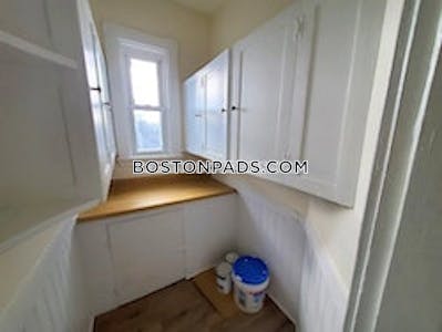 Cambridge 3 Beds 1 Bath  Inman Square - $3,900 No Fee