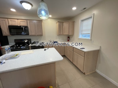 Fort Hill 3 Beds 2.5 Baths Boston - $4,500