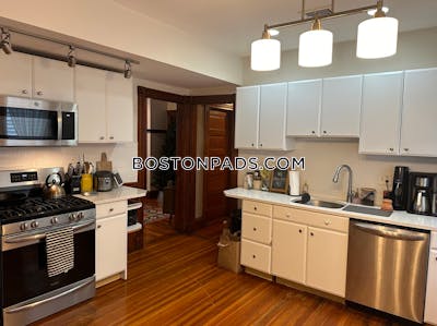 Dorchester 4 Bed, 1 Bath Unit Boston - $3,800
