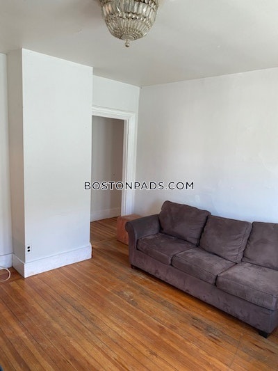 Somerville 5 Bed 1 Bath SOMERVILLE  Tufts - $6,820 No Fee