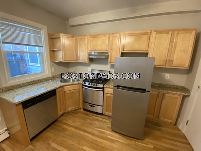 Cambridge 1 Bed 1 Bath  Harvard Square - $2,995 No Fee