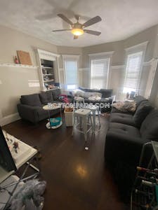 Somerville 4 Beds 2 Baths  Tufts - $6,000