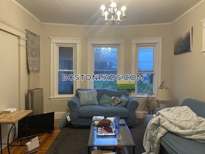 Somerville 5 Beds 1.5 Baths Tufts  Tufts - $6,250