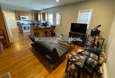 Somerville 4 Beds 1 Bath  Tufts - $5,100