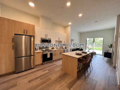 Newton Beautiful 1 Bed 1 Bath in Newton!  Newtonville - $3,342