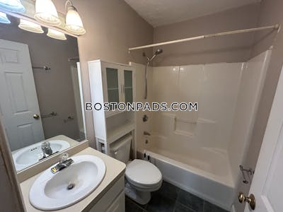 South Boston 3 Beds 2 Baths Boston - $4,000 No Fee